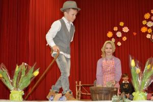 Praznovanje materinskega dne v Bočni 10